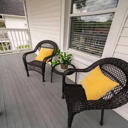Family Beach Retreat W/Fun Loft Space, Firepit